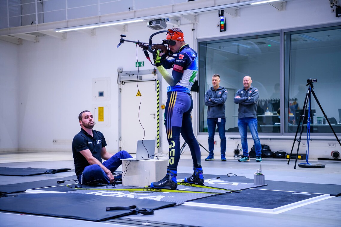 Deutsche Biathlon-Nationalmannschaft der Herren testet im Windkanal der BMW Group. Quelle: BMW